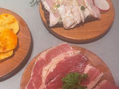 -轻烧烤肉(光谷步行街店)