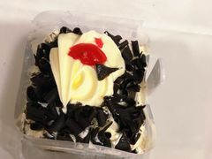 -红宝石·鲜奶小方·海派西点房(南丹店)