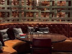 -恰餐厅及酒吧 CHAR Bar & Grill (北京丽都皇冠假日店)