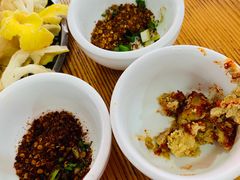 -钰洁腊排骨火锅