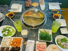 -一席地·本地鸡窝·杭帮鸡火锅(萧山银隆百货店)
