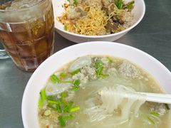 -榮泰米粉湯(Left Shop)