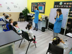 -神奇科学家STEAM科学实验科创赛事机器人编程逻辑思维MadScience(长宁来福士校区)