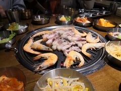 虾中香奈儿-·缸桶屋·韩式牛肋条自助烤肉(西湖D11店)