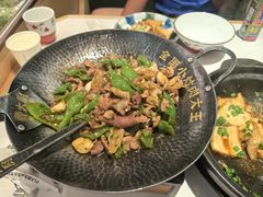 -费大厨辣椒炒肉(沙河万达店)
