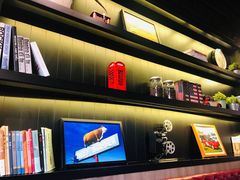 -拉亚汉堡经典餐厅(商城路店)