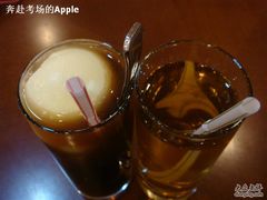 可乐漂浮&苹果汁-萨莉亚(南京东路店)