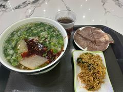 -伊穆祥牛肉面总店·清真
