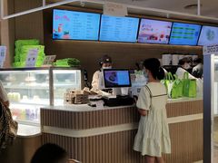-奈雪的茶(湖滨银泰in77C区PRO店)