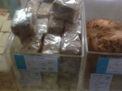 3-红房子西点(汇联商厦天钥桥路店)