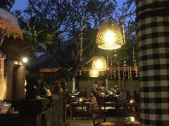 -DiAtas by Art Cafe Bumbu Bali