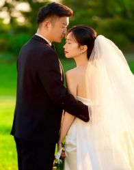 -喜爱高定婚纱摄影