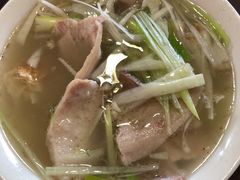-金卯白肉罩火烧