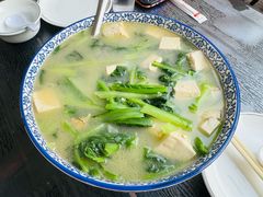 -鑫渔港海鲜本地菜·山海关浑锅(东戴河店)