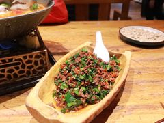 景颇牛肉沫-老滇山寨•云南特色菜•地方菜•民族风情歌舞表演(金碧店)