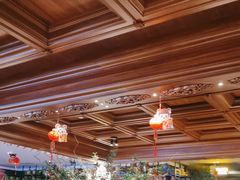 -八府香鸭·啫啫煲(华山路店)