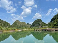 -高荡千年布依古寨旅游景区