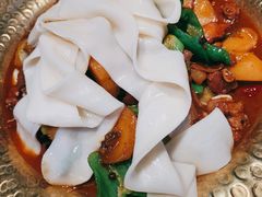 新疆大盘鸡-楼兰新疆主题餐厅(悠方店)