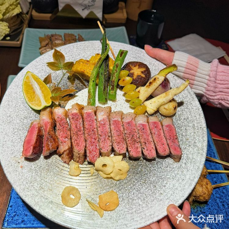 经常请吃饭的漂亮姐姐～