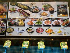-曼听小寨海鲜烧烤·大连辣炒大王(盖州街店)