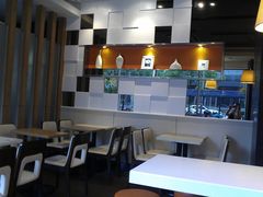 -东方既白(黄兴路大润发店)