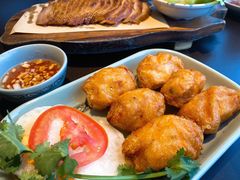 -大头虾越式风味餐厅(光明广场店)