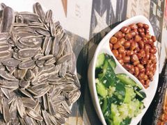 -沪上名羊天下•烤羊腿•东北烧烤•小龙虾(浦东直营总店)