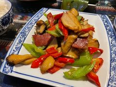 -蜗牛小馆醉乡民谣云南菜(惠新西里店)