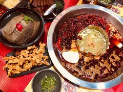 谭公酥肉-谭鸭血老火锅(七宝万科广场店)