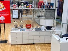 -杭州中沃沃尔沃4S店(滨江区店)