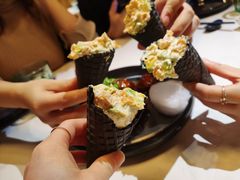 三文鱼牛油果手卷-荟廷·晶萃(陆家嘴尚悦湾店)