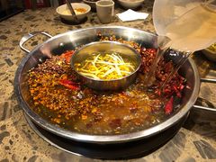鸳鸯锅-椒香城门口老火锅(天府长城店)