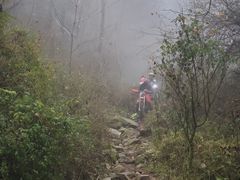 -抱龙峪