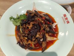 -龙聚德北京烤鸭(沙坪坝华宇A馆店)