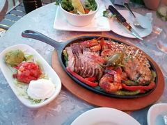 -Chili's Cafe&Bar奇利斯(滨江店)