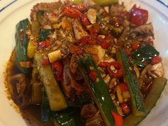 -传统菜农庄(皇姑路店)