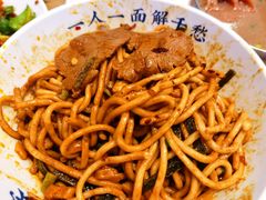 牛肉热干面-文叔·湖北名小吃·小龙虾(华强北店)