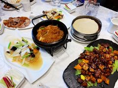 -湖庭壹品鸭王·传统北京烤鸭·别墅私房菜·庭院宵夜(江宁店)