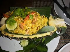 菠萝海鲜炒饭-Phensiri Thai Restaurant