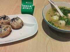 -小杨生煎(浦江欢乐颂店)