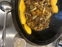 -粘豆包柴火铁锅炖