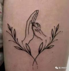 点击看大图 -龙之吻专业刺青·手工耳洞·纹身去色
