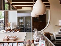 -VERIE BAKEHOUSE