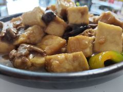 -天天向上素食餐厅(五台山店)