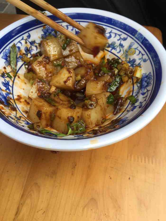 文殊院甜水面馆(红枫岭店)-"在家附近买菜发现的小店 晃眼一看感觉