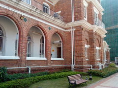 -香港大学