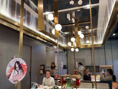-海底捞火锅(长宁路龙之梦店)