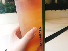 -星巴克(西藏路店)