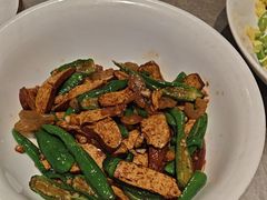 -辛香味烧鱼馆·非遗技艺·排骨红烧肉(光谷医药园店)