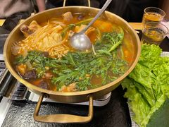 -臻牛烤肉